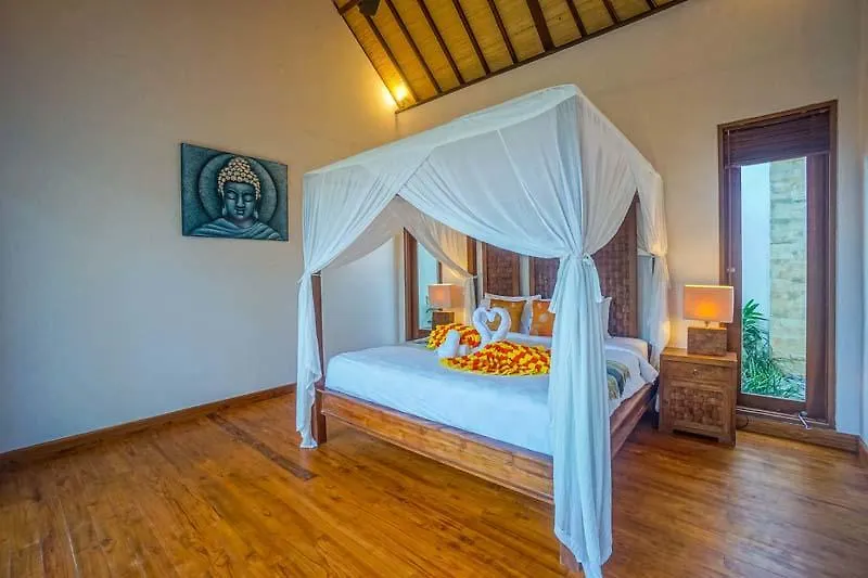 Dusun Ubud 0*,  Indonézia